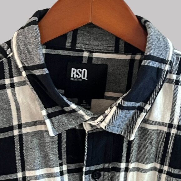 RSQ Flannel Shirt Men's L‎ Black White Check Button Up Casual Outdoors Work - Picture 4 of 10